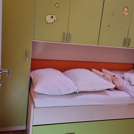 Guest House Klara Solin Zewnętrze zdjęcie