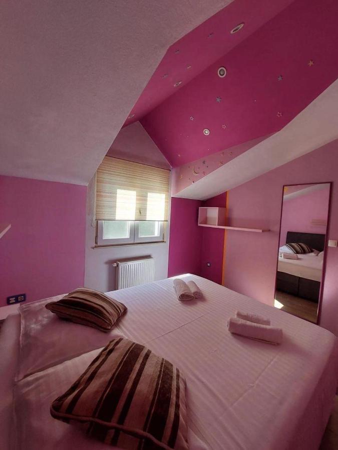 Guest House Klara Solin Zewnętrze zdjęcie