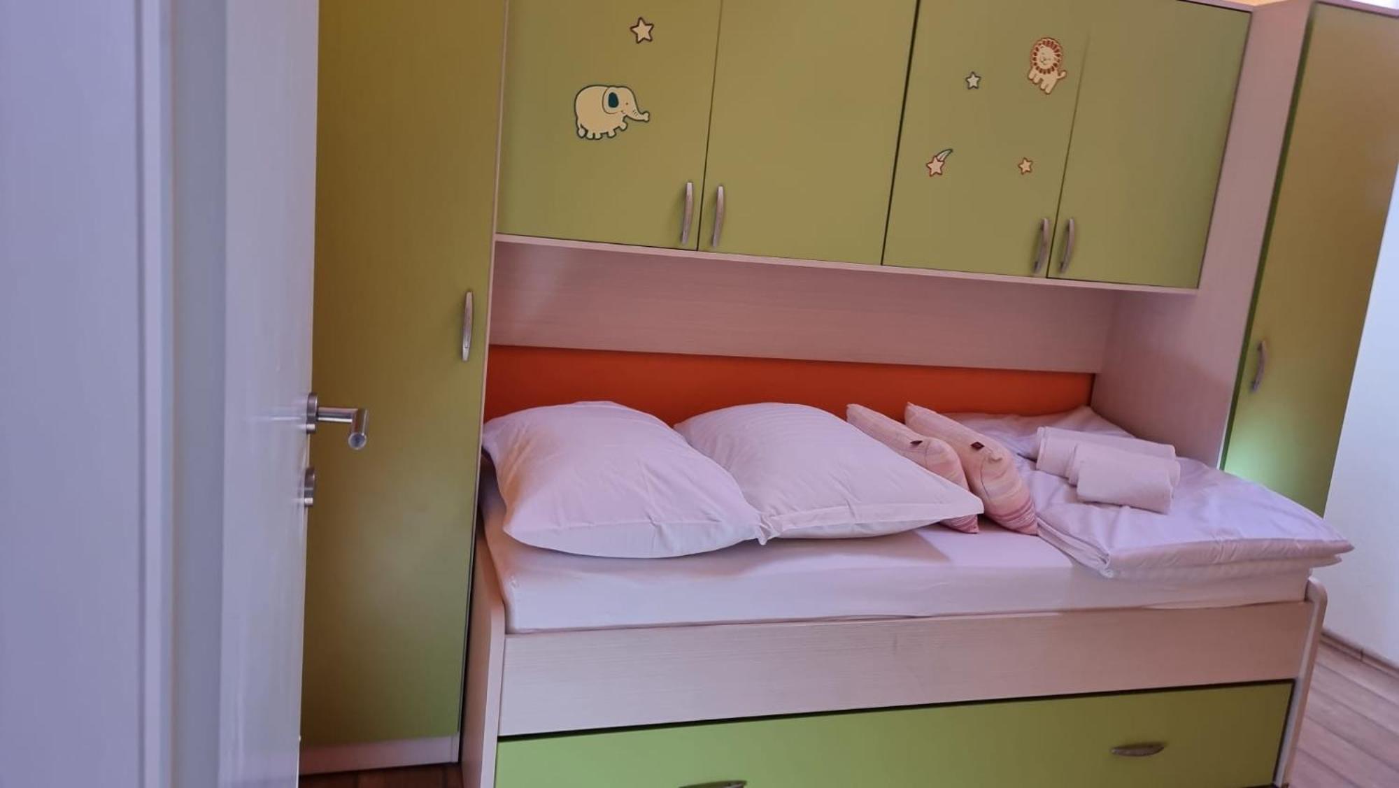 Guest House Klara Solin Zewnętrze zdjęcie